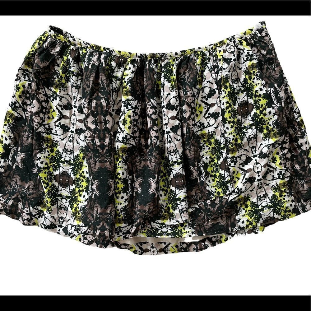 PRINCESS Vera Wang bubble style hem lined faux wrap style mini skirt, size 11.